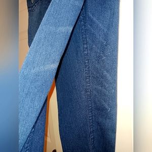 NY APPAREL SIZE 12 JEANS like new
